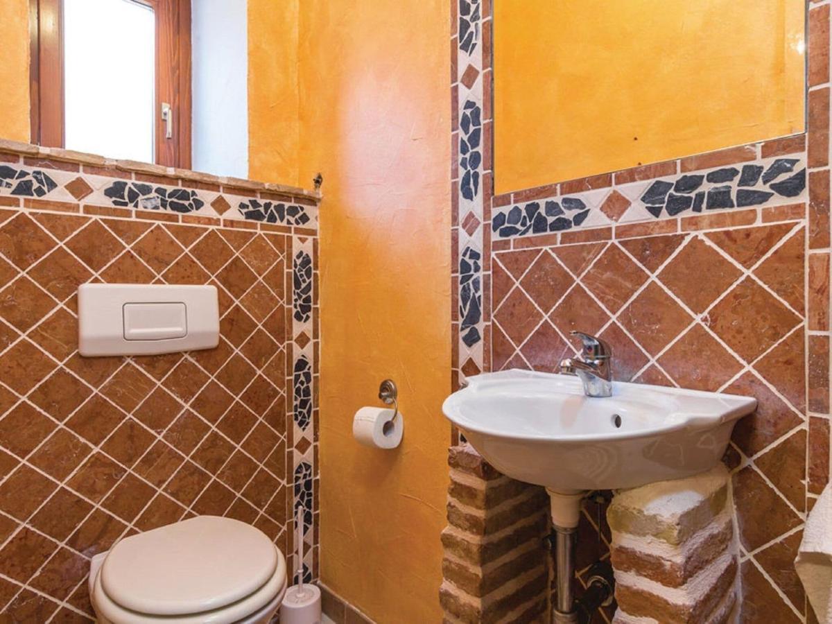 Rustic Holiday Home In Vrsar With Garden Luaran gambar